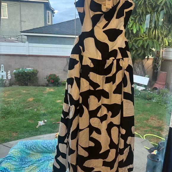 Abercrombie & Fitch Black and White Maxi Dress - Picture 11 of 14